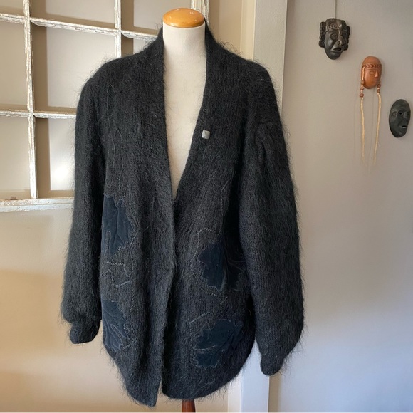 🦋SOLD🦋Vintage 1980s mohair wool cardigan sweater - Picture 3 of 7